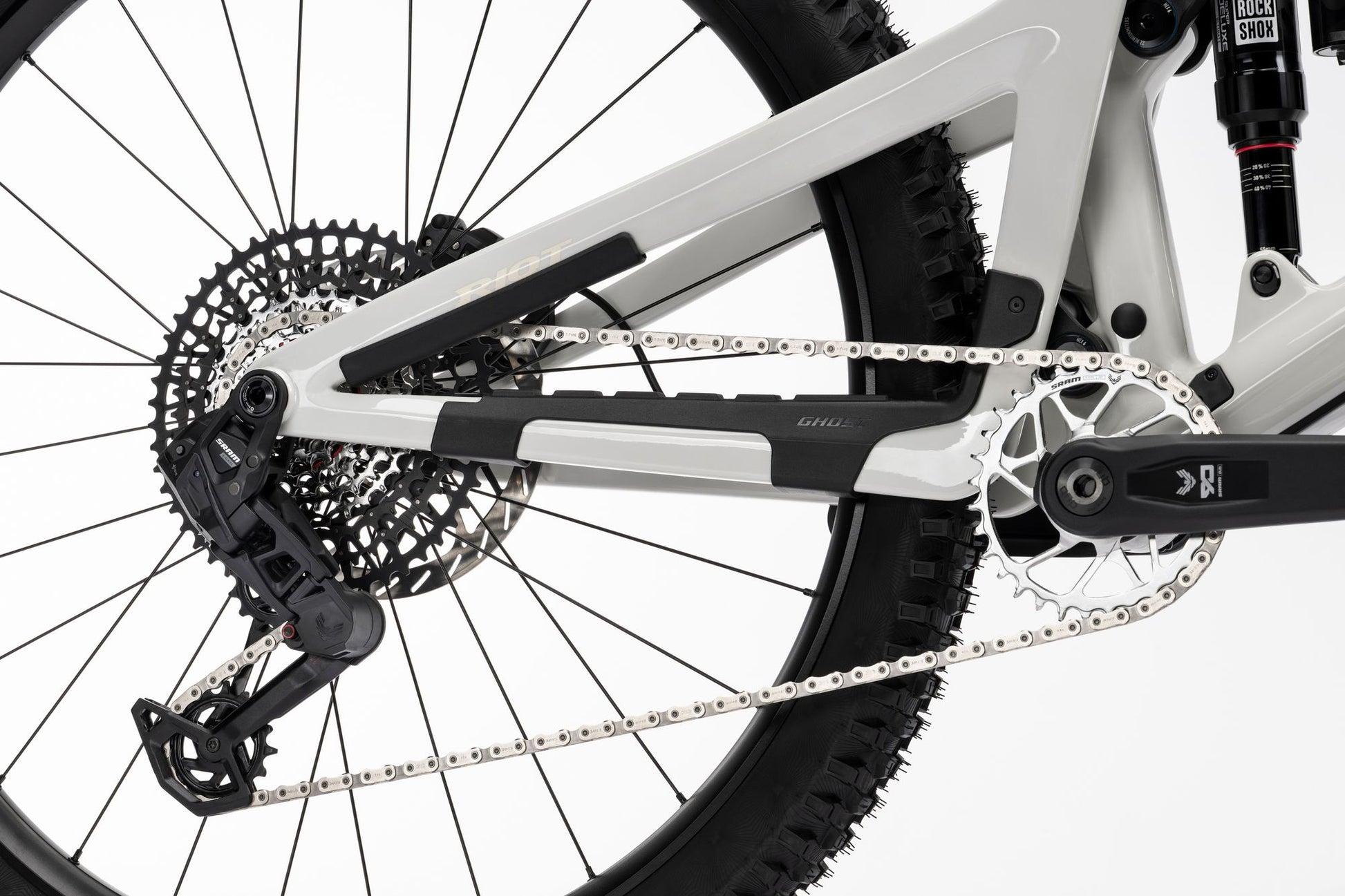 GHOST_MY26_Riot-Trail-CF-Full-Rarty_29Inch_DETAIL-1_GRCU1