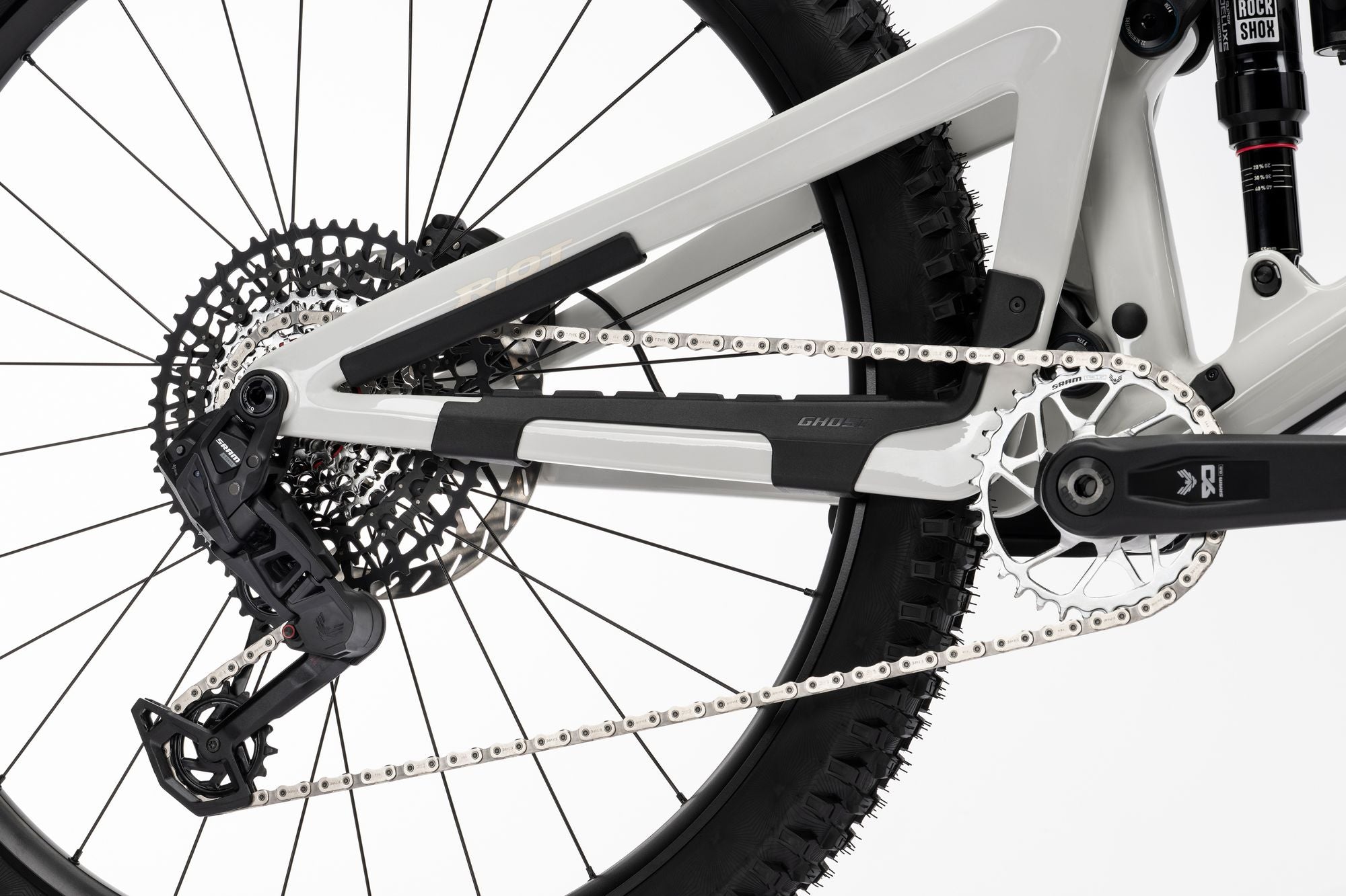 GHOST_MY26_Riot-Trail-CF-Full-Rarty_29Inch_DETAIL-1_GRCU1
